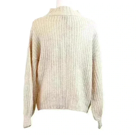 NWT Dress Forum Cream Crochet Detail Mock Neck Long Sleeve Sweater Size Medium - Picture 3 of 7